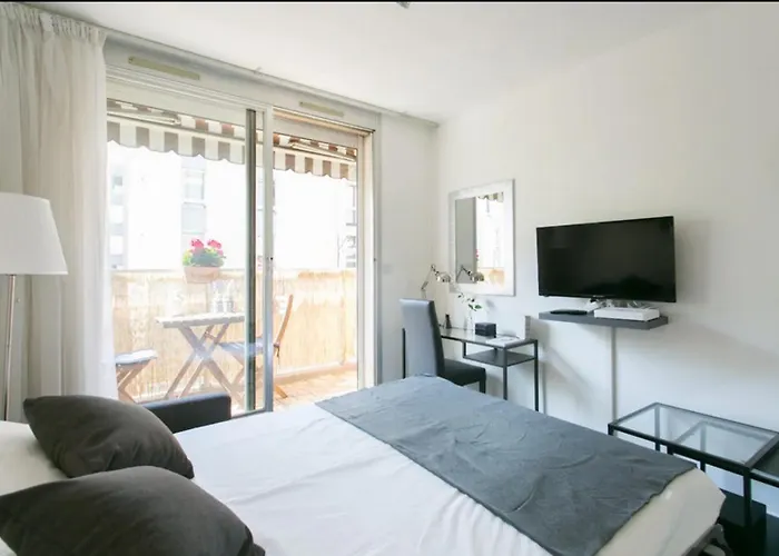 Proche Montparnasse Paris